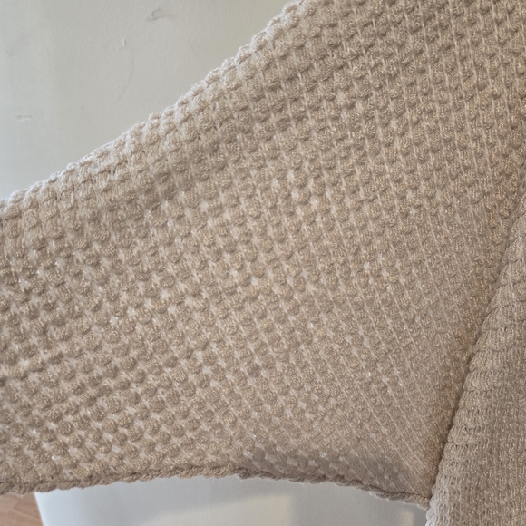 BNWOT Forever21 beige tan popcorn knit batwing dolman cardigan small - Picture 9 of 10